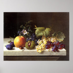 Poster Prunes etc. de raisins. Sur un rebord de marbre