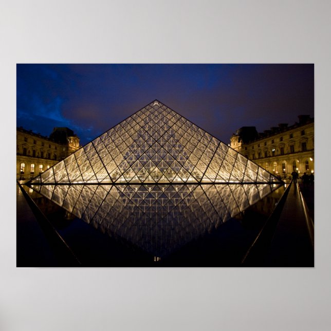 Poster Pyramide du Louvre par l'architecte I.M. Pei à (Devant)