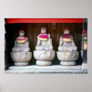 Poster Rangée de statues de moines Jizo avec bavoir et ch