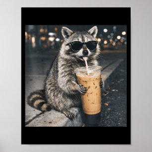 Poster Raton laveur buvant du café glacé mème animal drôl