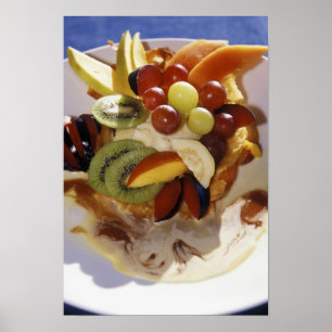 Poster Salade de fruits avec de la glace.