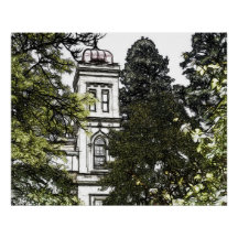 Sanctuaire au milieu des arbres