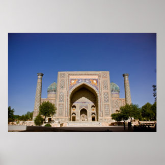 Poster Sher-Dor Madrasah : Façade