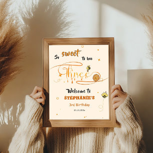 Poster Si doux d'être trois Joyeux anniversaire abeille m