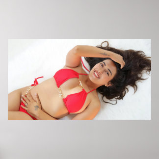 Poster Smiling Woman In Red Bikini