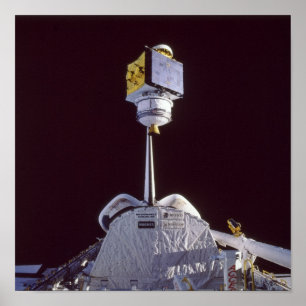 Poster Sortie du satellite SATCOM KU-2 d'Atlantis