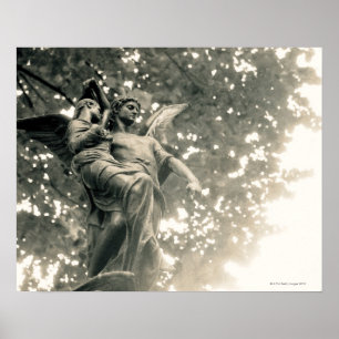 Poster Statue de St Michael, cimetière de Pere Lachaise,