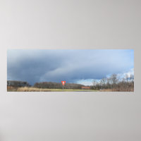 Poster sur le grand nuage sur le refuge