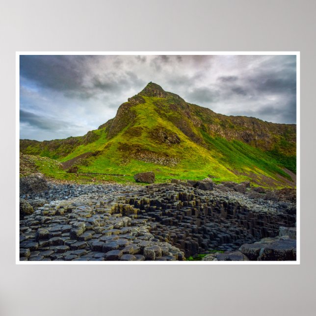 Poster The Legendary "Giant's Causeway": Nature's Ancient (Devant)