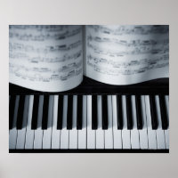 Touches de piano et livre de musique