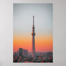 Tour cramoisie : Tokyo Skytree au crépuscule