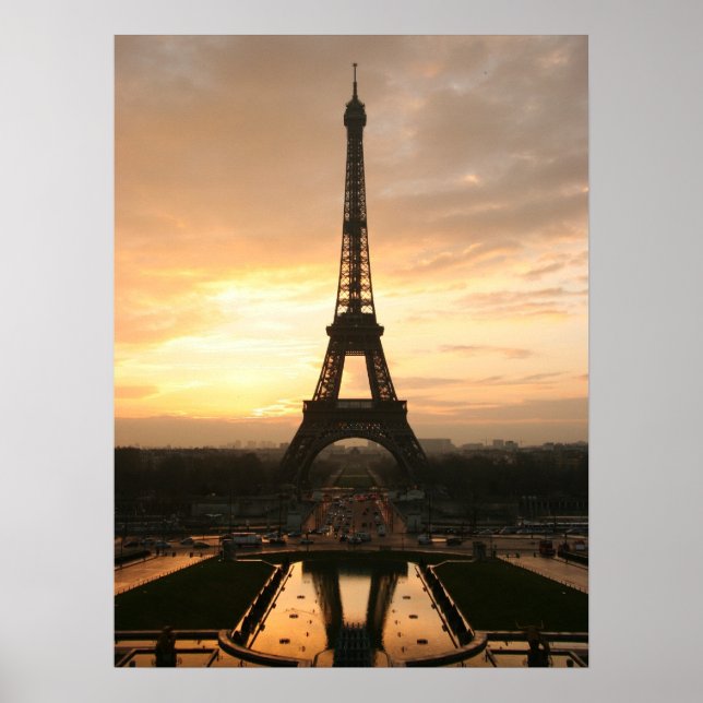 Poster Tour eiffel au lever du soleil du trocadero (Devant)