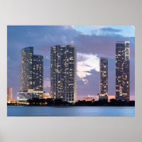 Tours en condominium au bord de l'eau à Miami