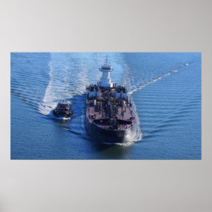 Poster Tug dans le contrôle