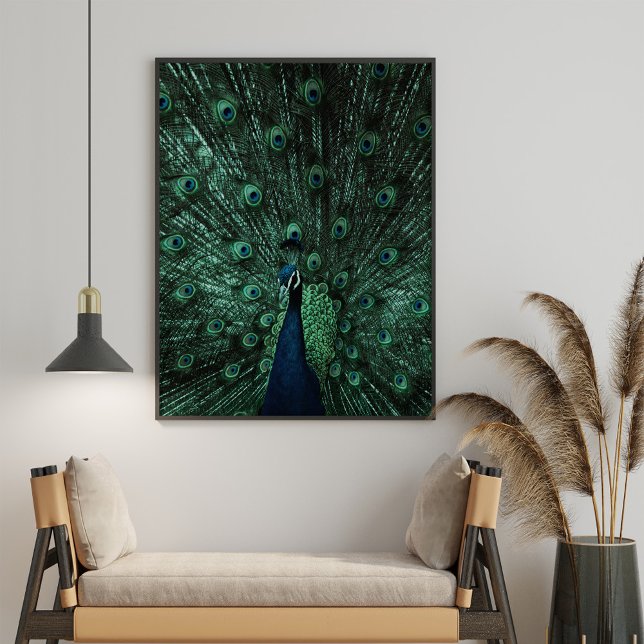 Poster Turquoise et Green Peacock Wall Art (Turquoise and Green Peacock Wall Art Poster in a neutral boho living room.)