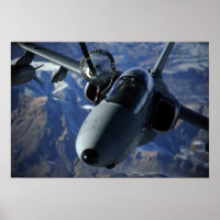 Un AMX italien est ravitaillé par un Extender KC-1