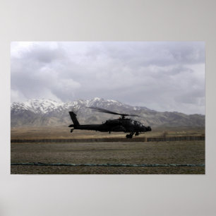Poster Un Apache AH-64A décolle