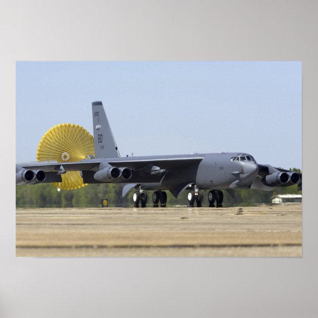 Poster Un B-52 Stratofortress déploie son parachute de tr (Devant)