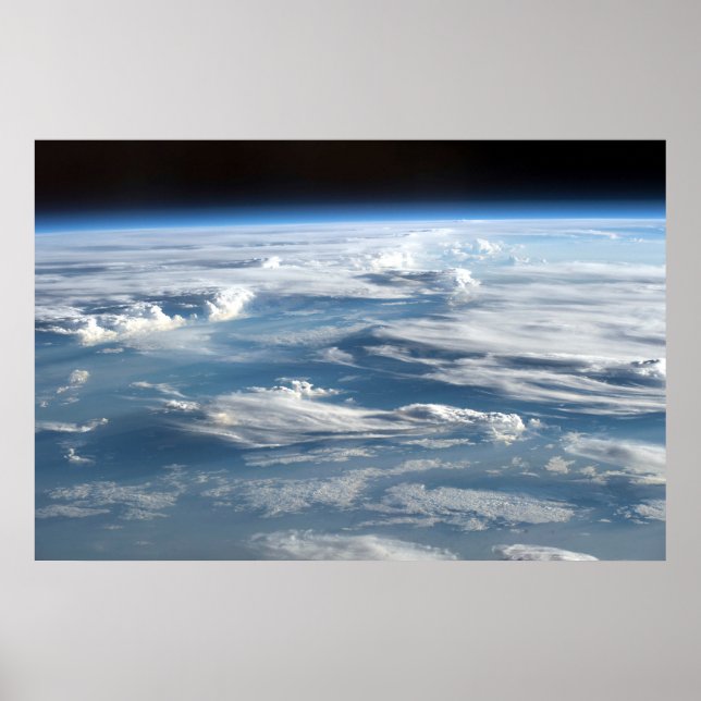 Poster Un ciel nuageux au-dessus du Soudan (Devant)
