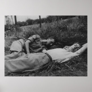 Poster Un jeune couple masculin lascif nidifie l'intérêt 