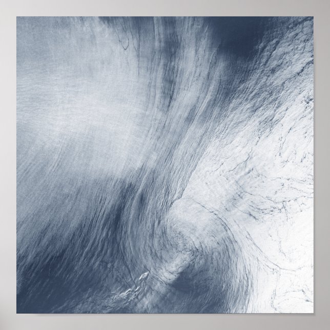 Poster Un nuage géant tournoie au-dessus de la mer (Devant)