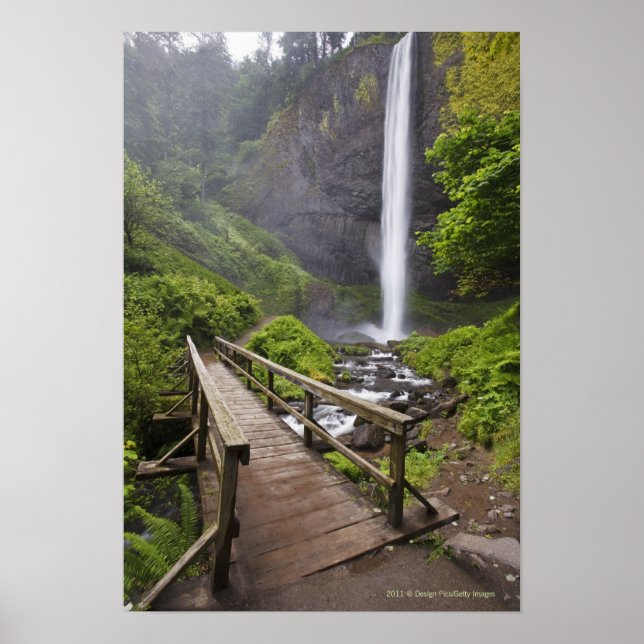 Poster Un Pont Au-Dessus De Columbia River Et De Latourel (Devant)