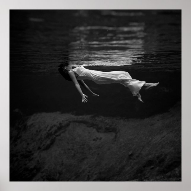 Poster Une femme dans l'eau (Devant)