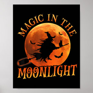 Poster Une Sorcière à cheval dans la magie d'Halloween