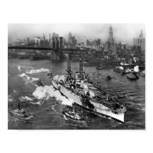 USS Arizona sur l'East River - NYC - 1916