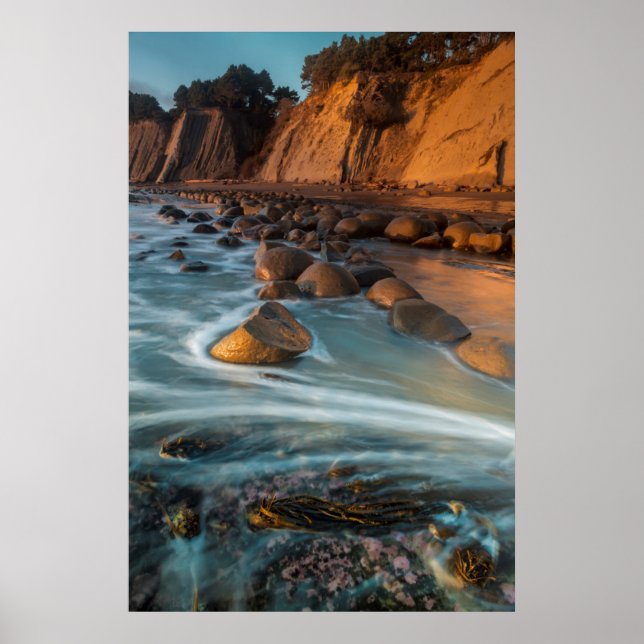 Poster Vague le long de la plage, Californie (Devant)