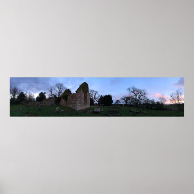 Poster Vieux Kirk Panorama, Black Kirk en Outlander (Devant)