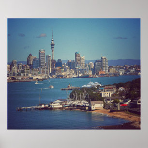 Poster Ville CBD d'Auckland à travers le port de