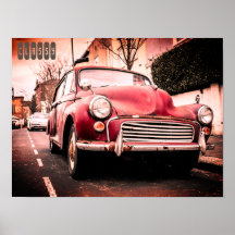 Voiture rouge vintage avec légende Classy
