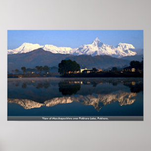 Poster Vue de Macchapuchhre sur le lac Pokhara, Pokhara,