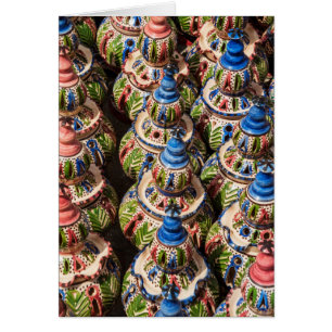 Poteries en vente au marché