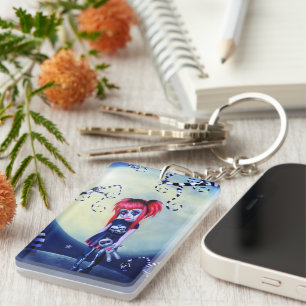 Poupée vaudou gothique fille et vignes déplaisante