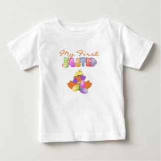 Pour Bébé Duckie et premier T-shirt de Pâques de tulipes