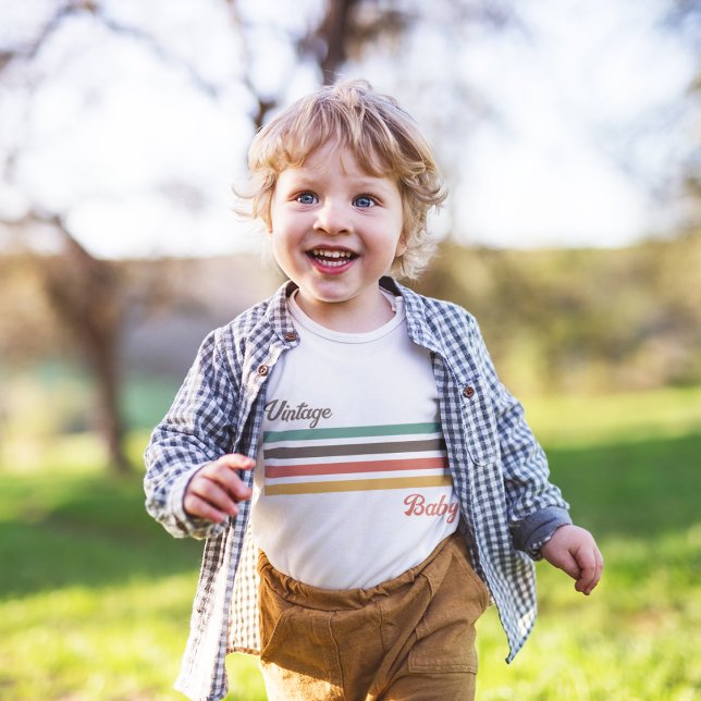 Pour Bébé T-shirt vintage (typography vintage classic stripes newborn, baby girl, baby boy, and stylish tees.)