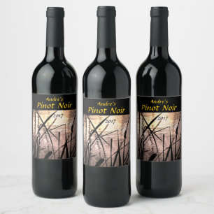 Pour Bouteilles De Vin Cattails à Sunset Pond Wine Étiquette