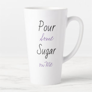 Pour etwas Zucker auf mich Milchtasse