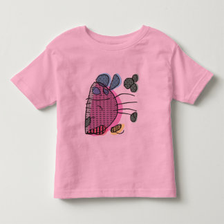 Pour Les Tous Petits Lapin rose jouant le T-shirt d'enfants de tambours