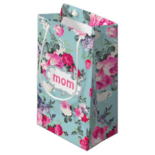 Pour vous, maman. Vieux roses et sacs de cadeau de
