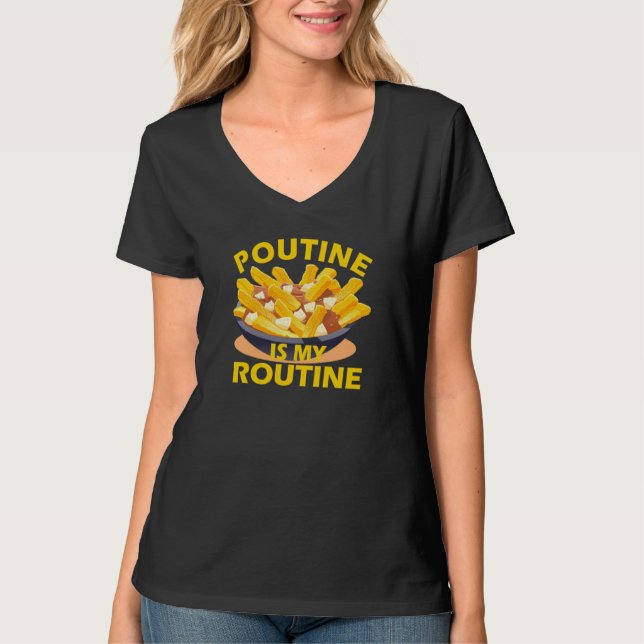 Poutine French Fries Gravy Cheese Curds Canada Men T-Shirt (Vorderseite)