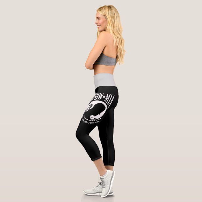 POW-MIA-Flagge: Vermisste Soldaten des Vietnamkrie Capri Leggings (Links)