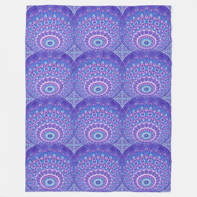 Power Mandala Nahtloses Muster 3 Fleecedecke (Vorderseite)