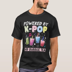 Powered by Kpop and Bubble Tea - Koreanisch - Nied T-Shirt