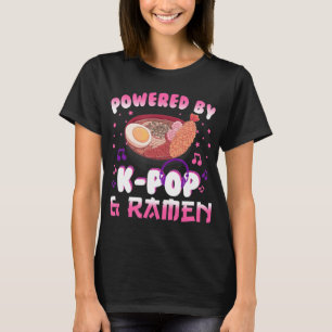 Powered by Kpop und Ramen Kpop Kawaii Anime Gift G T-Shirt