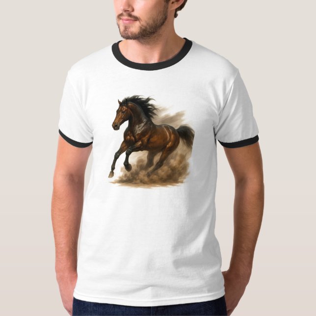 Powerful horse running through dust T-Shirt (Vorderseite)