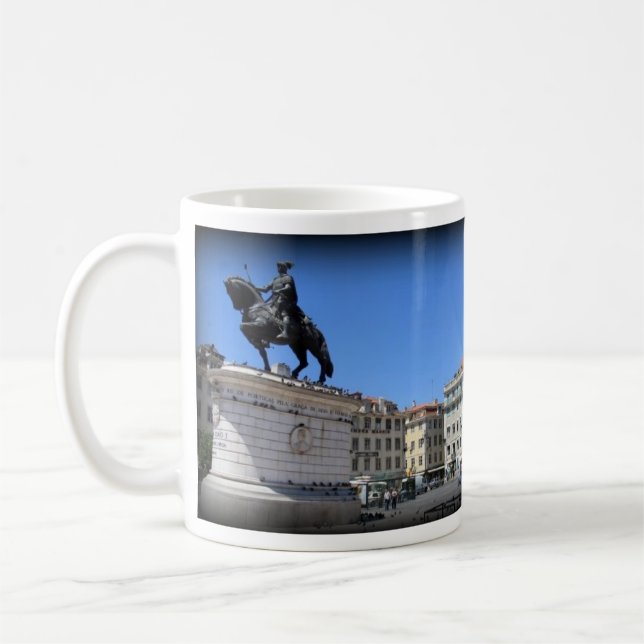 Praça DA Figueira, Tasse Lissabons Portugal (Links)
