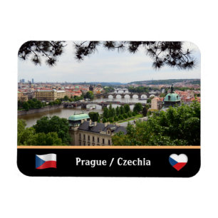 Prager Brücken und Fluss Moldau / Tschechien Magnet